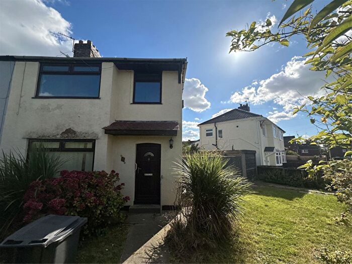 3 Bedroom Semi-detached House For Sale In Francis Close, Widnes, Cheshire, WA8