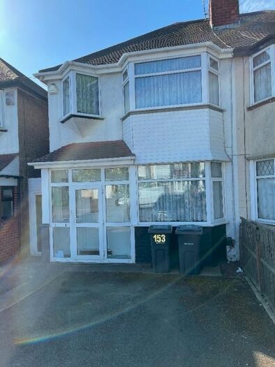 3 Bedroom Semi-Detached House To Rent In Brays Road, Birmingham, B26