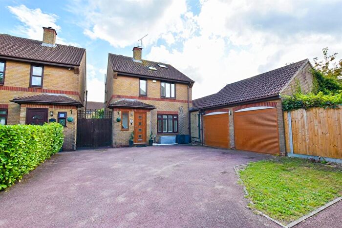 5 Bedroom Detached House For Sale In St. Marks Court, Eccles, ME20