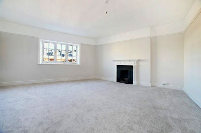 2 Bedroom Flat To Rent In Exhibition Road, London, SW7