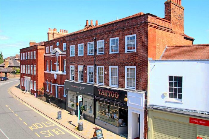 1 Bedroom Apartment To Rent In Chertsey, Surrey, KT16