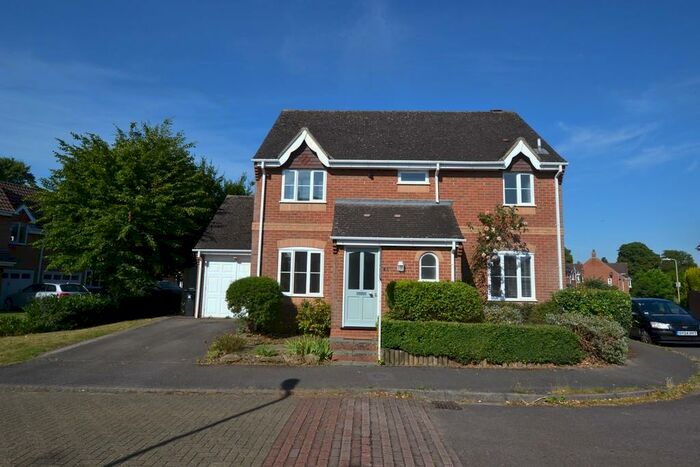 4 Bedroom Detached House To Rent In Willow Lane, Milton, OX14