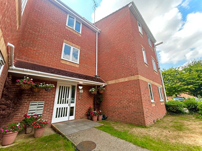 1 Bedroom Flat To Rent In Hackbridge, CR4