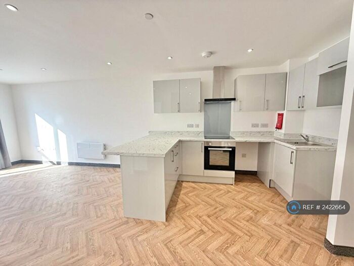 1 Bedroom Flat To Rent In Fleet Court, Leicester, LE1