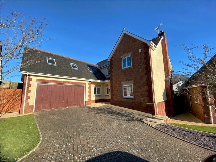 4 Bedroom Detached House To Rent In Lympstone, Exmouth, Devon, EX8