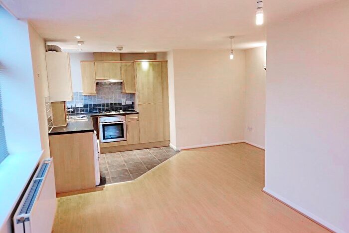 2 Bedroom Flat To Rent In Belle Vue, Leek, ST13