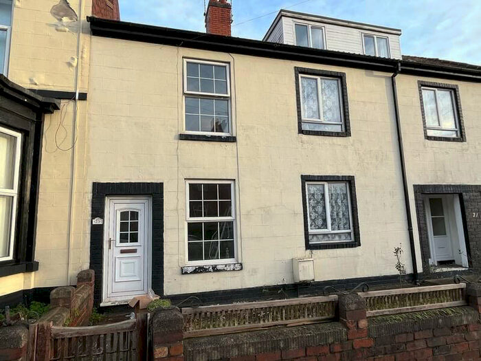 2 Bedroom House To Rent In Compton Street, Chesterfield, S40