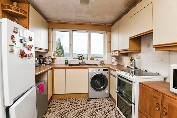 2 Bedroom Detached Bungalow For Sale In Allington Mead, Exeter, EX4