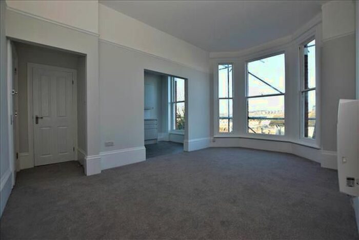 1 Bedroom Flat To Rent In Milward Crescent, Hastings, TN34