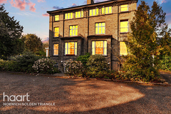 2 Bedroom Apartment For Sale In Newmarket Road, Norwich, NR2