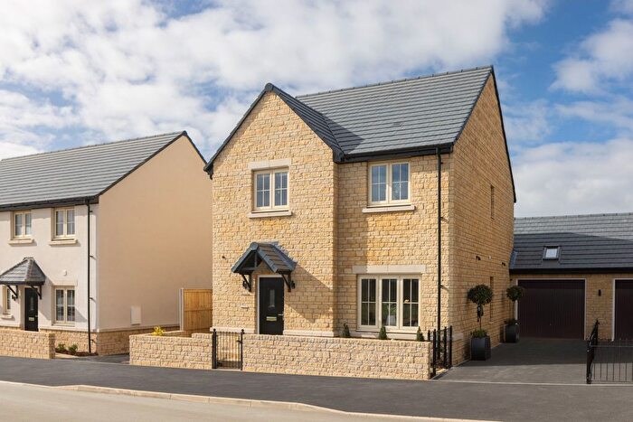 3 Bedroom Detached House For Sale In Banbury Road, Chipping Norton, OX7