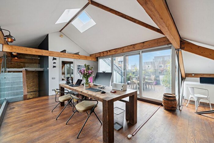 2 Bedroom Flat To Rent In Grange Road, London, SE1