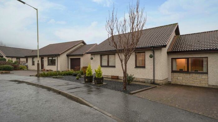 2 Bedroom Bungalow For Sale In Sutherland Crescent, Abernethy, Perthshire, PH2