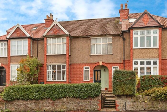 2 Bedroom Flat To Rent In Cranbrook Road - Redland, BS6