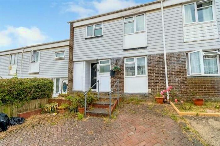 3 Bedroom Property To Rent In Saturn Close, Southampton, SO16