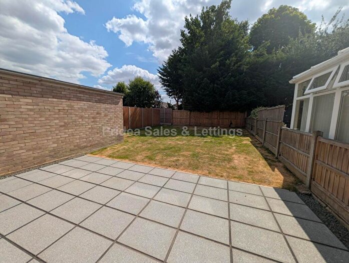 3 Bedroom Semi-Detached House To Rent In Boswell Grove, Lincoln, LN6
