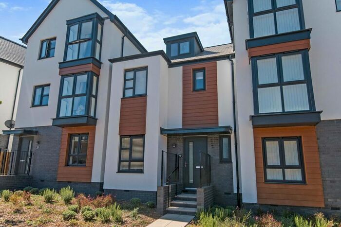 3 Bedroom Property To Rent In Tithebarn Way, Tithebarn, Exeter, EX1