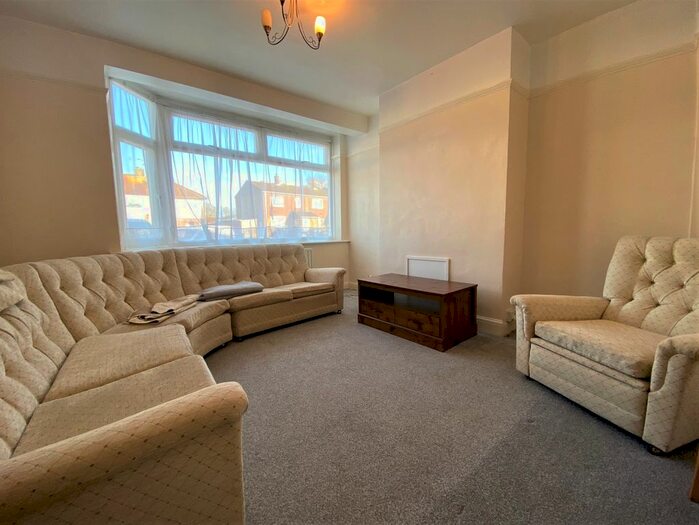 3 Bedroom Property To Rent In Osborne Road, Willesborough, Ashford, TN24