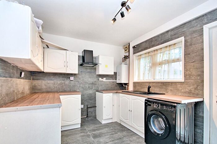 3 Bedroom Terraced House To Rent In Kashmir Road, London, SE7