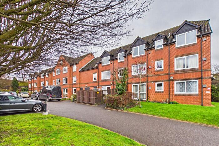 2 Bedroom Apartment For Sale In Oak Road, Southgate, Crawley, West Sussex, RH11