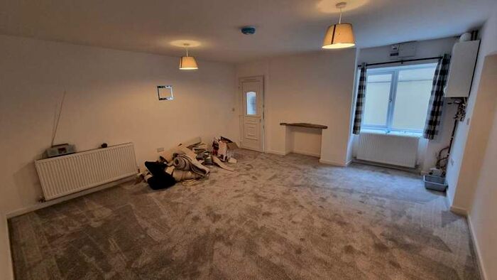 2 Bedroom Apartment To Rent In Fore Street, Chard, TA20