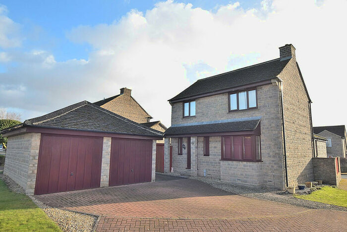 4 Bedroom Detached House For Sale In Gower Road, Richmond, DL10