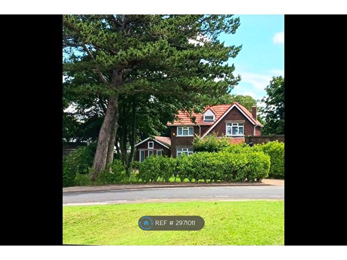 3 Bedroom Detached House To Rent In Marine Road East, Morecambe, LA4