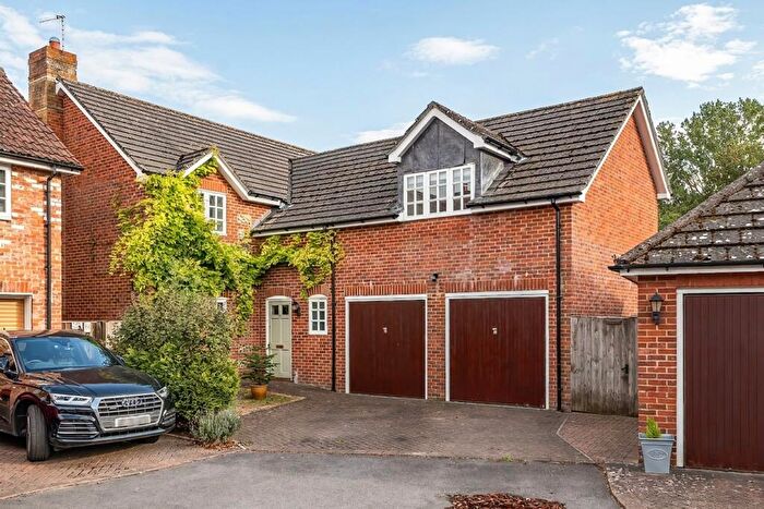 4 Bedroom Detached House For Sale In Catherine Court, Shrewton, SP3