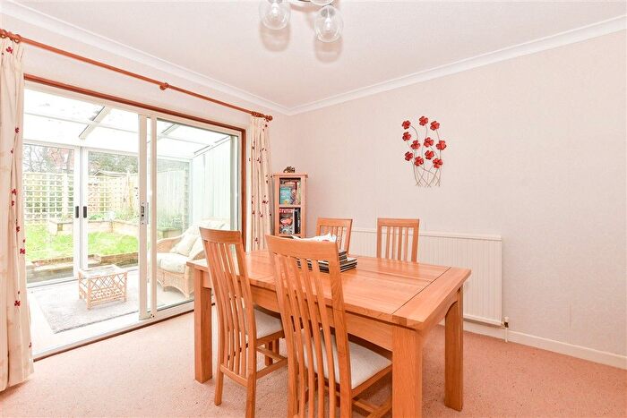 4 Bedroom Detached House For Sale In Barnside Avenue, Burgess Hill, West Sussex, RH15