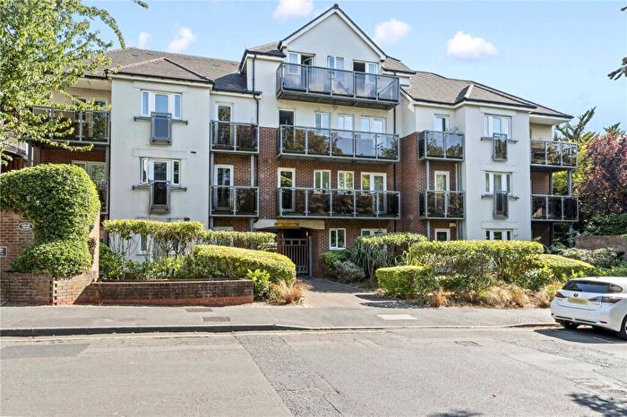 2 Bedroom Apartment For Sale In Eaton Road, Sutton, SM2