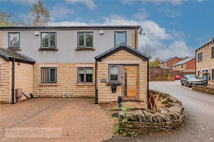3 Bedroom Semi-Detached House For Sale In Huddersfield Road, Delph, Saddleworth, OL3