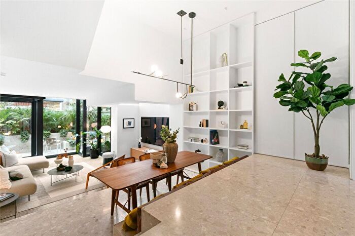 4 Bedroom Terraced House For Sale In Marney Road, London, SW11