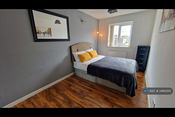 5 Bedroom Terraced House To Rent In Charnley Mews, Whitefield, Manchester, M45