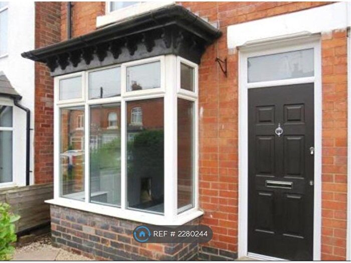 2 Bedroom End Of Terrace House To Rent In Gordon Road, Birmingham, B17