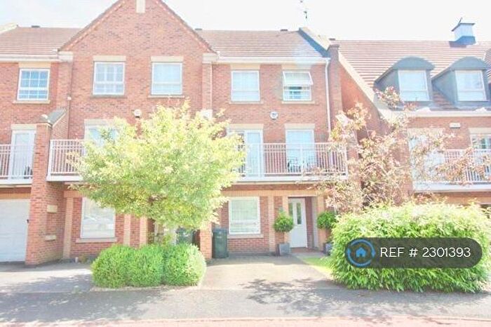 5 Bedroom Semi-Detached House To Rent In Rodyard Way, Coventry, CV1