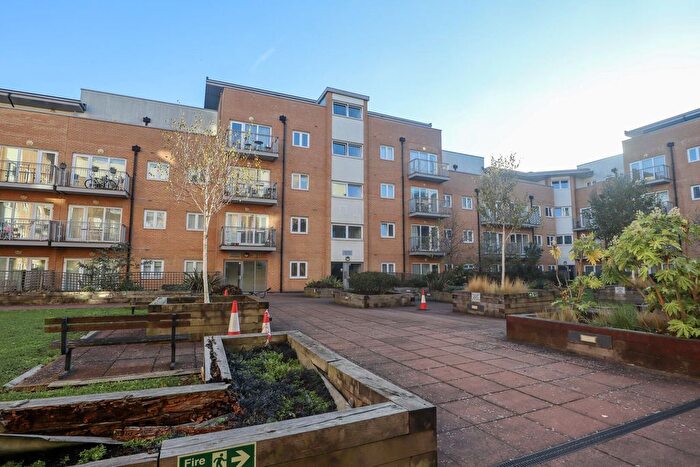 1 Bedroom Flat To Rent In Whitestone Way, Croydon, CR0