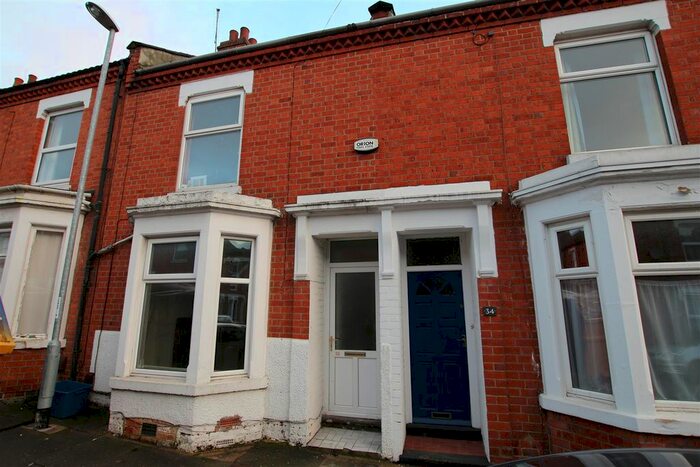 4 Bedroom Property To Rent In Florence Road, Abington, Northampton NN1