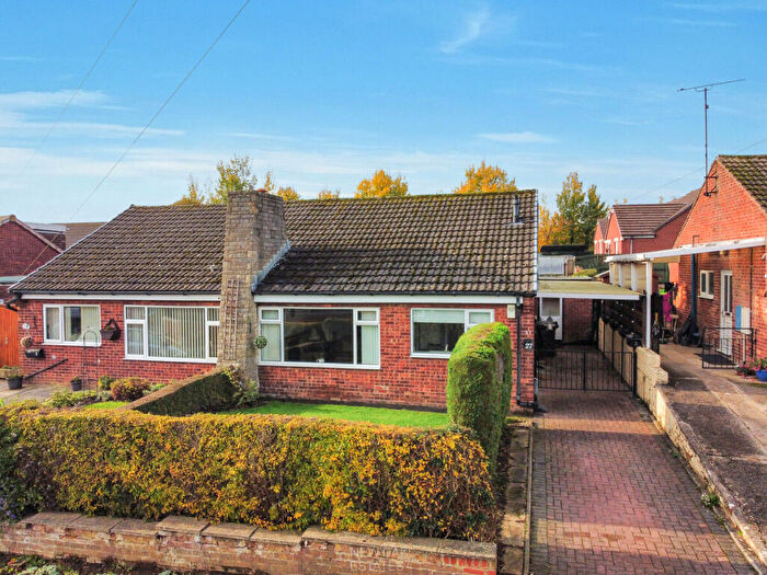 2 Bedroom Semi-Detached Bungalow For Sale In Coniston Drive, Clay Cross, S45