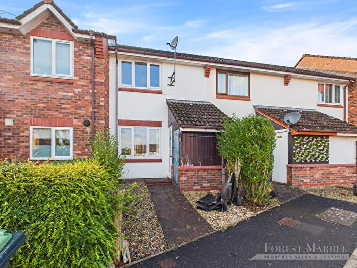 2 Bedroom Terraced House For Sale In Primrose Close, Gillingham, SP8