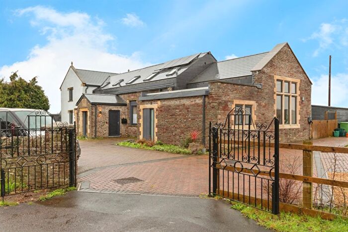 4 Bedroom Semi Detached House For Sale In Broad Lane, Westerleigh, Bristol, BS37