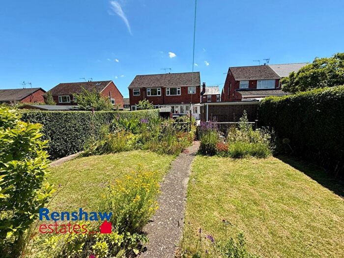 3 Bedroom Semi-Detached House For Sale In Sudbury Avenue, Ilkeston, Derbyshire, DE7