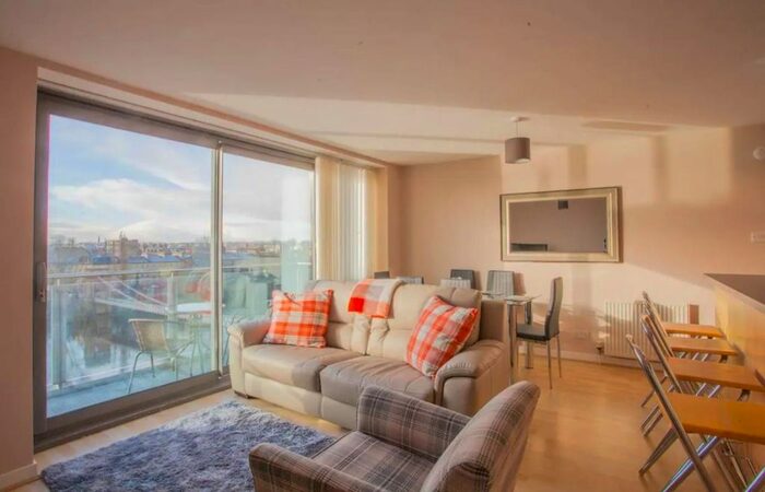 2 Bedroom Flat To Rent In Maxwell Street, Glasgow, G1