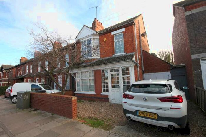 3 Bedroom Property To Rent In Grange Avenue Luton, LU4