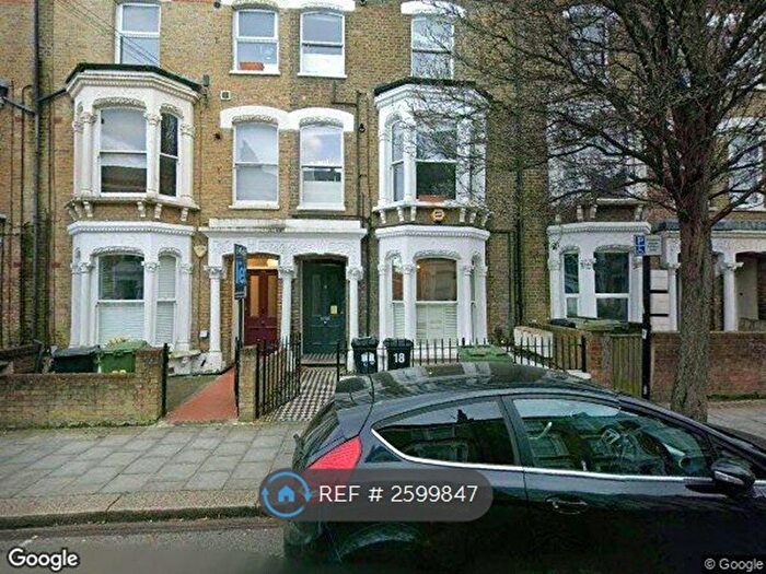 2 Bedroom Flat To Rent In Saltoun Road, London, SW2