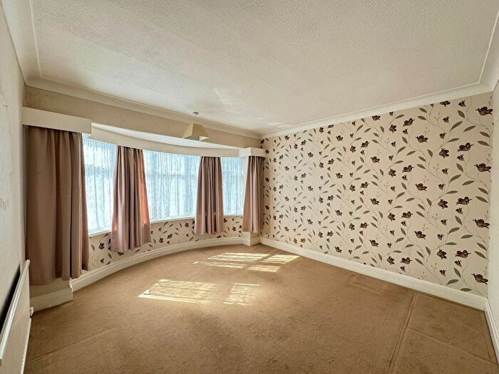 3 Bedroom Semi-Detached House For Sale In Wordsworth Road, Old Trafford, M16