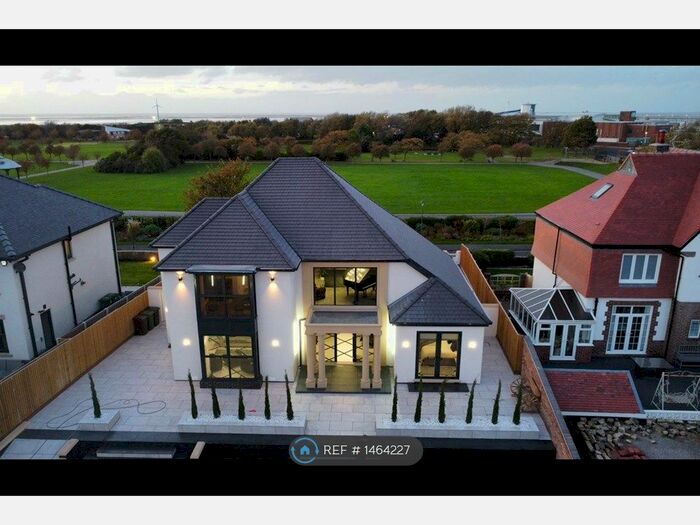 5 Bedroom Detached House To Rent In Beach Priory Gardens, Southport, PR8