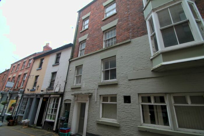 2 Bedroom Maisonette To Rent In Hall Street, Welshpool SY21
