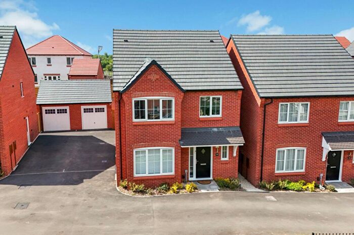4 Bedroom Detached House For Sale In Victoria Way, Hucknall, NG15