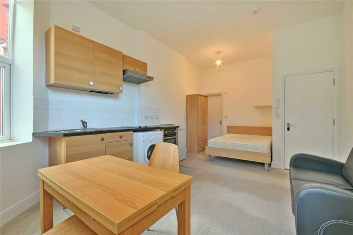 Studio To Rent In Fordwych Road, Cricklewood, NW2