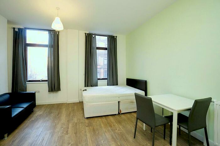 Apartment To Rent In Moorfields, Liverpool, Merseyside, L2